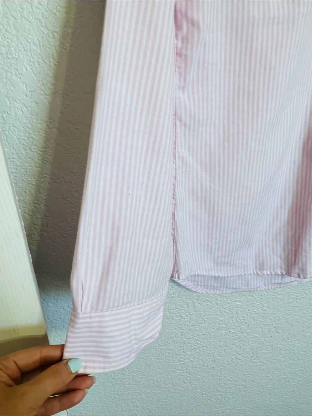GAP Boyfriend Fitted Pink Stripes Button Down Shirt NWT - Picture 4 of 9